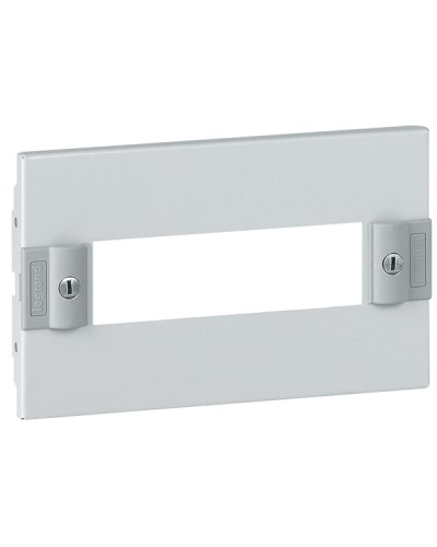 Панель лицевая Legrand 020303 в Симферополе Аксессуары для стоек и шкафов Pintop.ru
