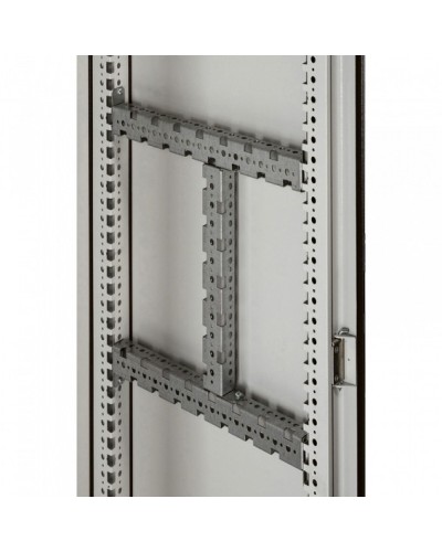 Набор траверсов Legrand 020532 в Симферополе Аксессуары для стоек и шкафов Pintop.ru