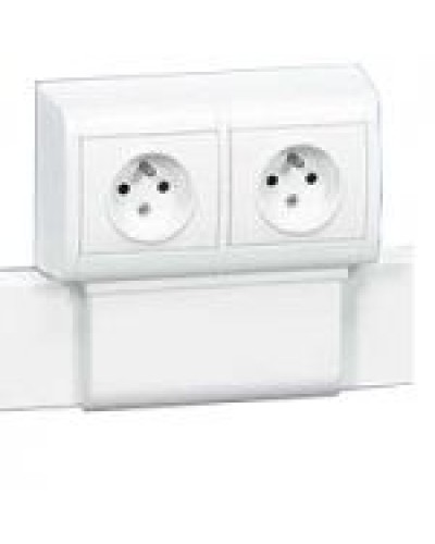 Рамка Mosaic Legrand 031621 в Симферополе Аксессуары для кабель-канала Pintop.ru