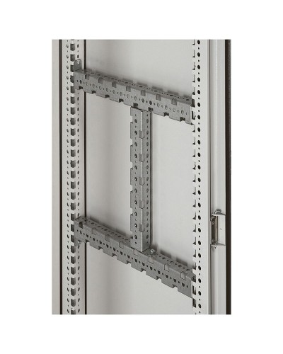 Траверс многофункциональный Legrand 048027 в Симферополе Аксессуары для стоек и шкафов Pintop.ru