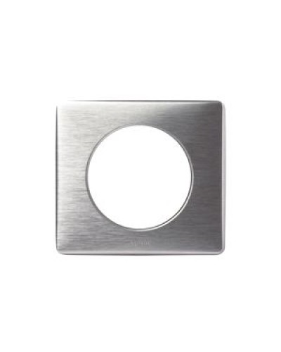 Рамка 1 пост алюминий Celiane Legrand 068921 в Симферополе Аксессуары для кабель-канала Pintop.ru