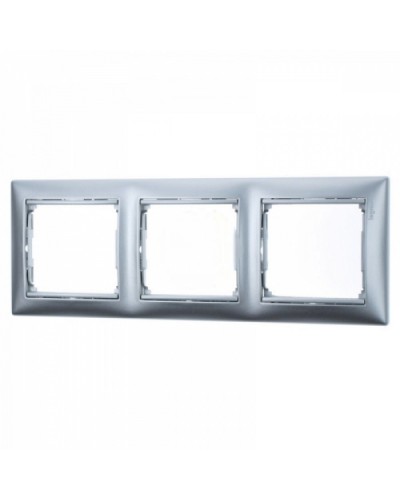 Рамка 3п Valena Legrand 770153 в Симферополе Аксессуары для кабель-канала Pintop.ru