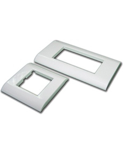 Накладка пластиковая TWT-FR45x90 в Симферополе Аксессуары для стоек и шкафов Pintop.ru